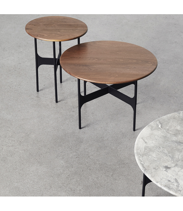 Wendelbo Floema Coffee Table Small walnut, black base