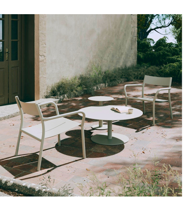 New Works  May Outdoor Lounge Tafel