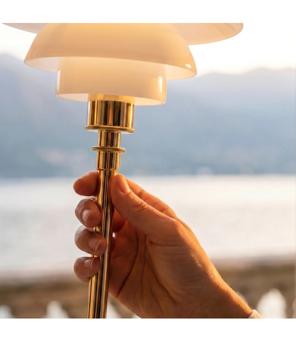 Louis Poulsen  PH 1/1 Portable Lamp messing