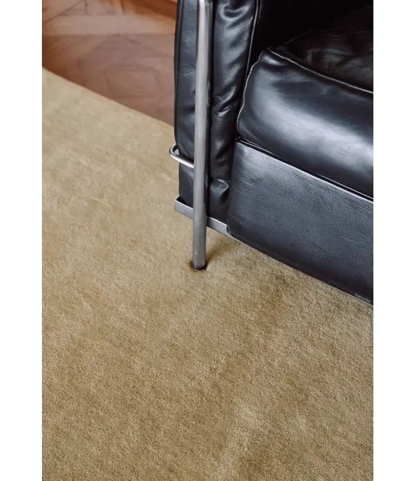 Layered  Solid Wool  Wool Rug - Soft Yellow