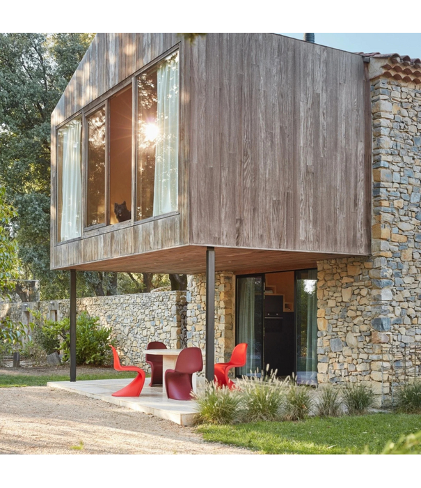 Vitra  Panton Stoel Bordeaux, nieuwe zithoogte