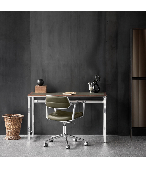 Vipp  Vipp 430 Studio Desk met lade