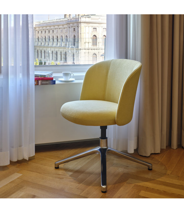 Vitra  Mikado Side Stoel Hola canary, 4 ster onderstel aluminium gepolijst