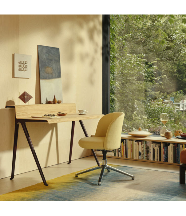Vitra  Mikado Side Stoel Hola canary, 4 ster onderstel aluminium gepolijst