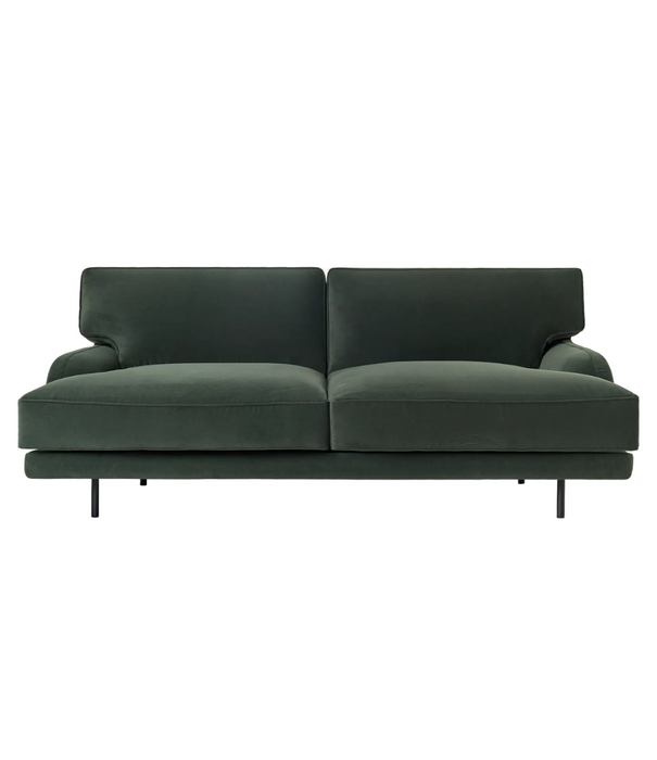 Gubi  Flaneur 2-zits Bank Asator 0984 groen, mat zwart poten