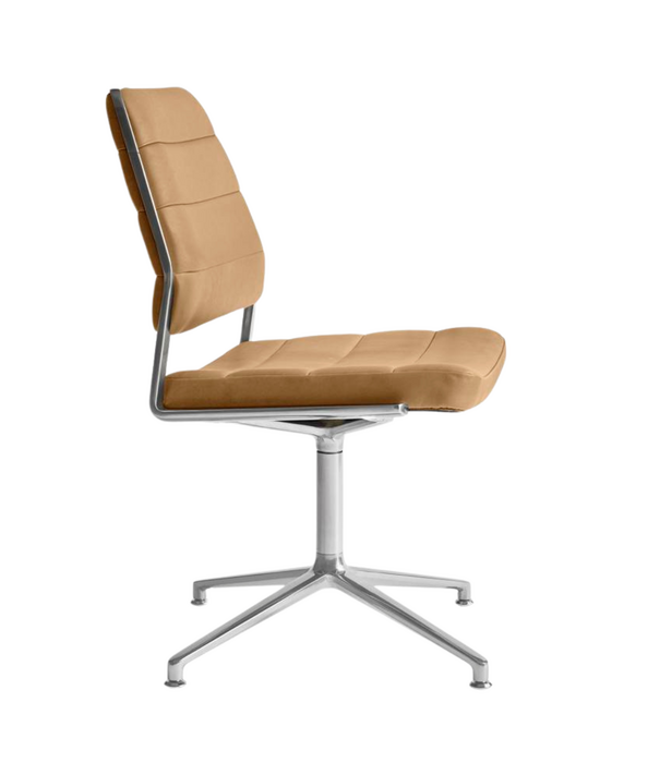 Vipp  Vipp 454 Swivel Office Chair with gliders