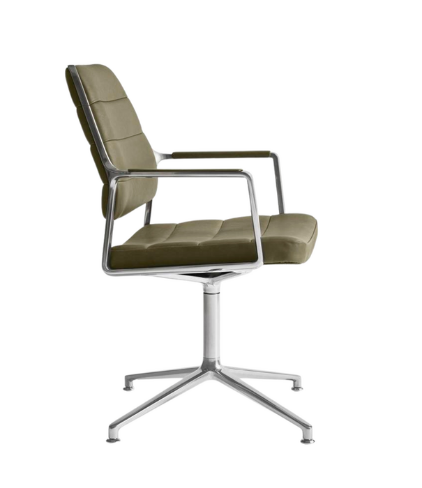 Vipp  Vipp 455 Swivel Office Chair with gliders