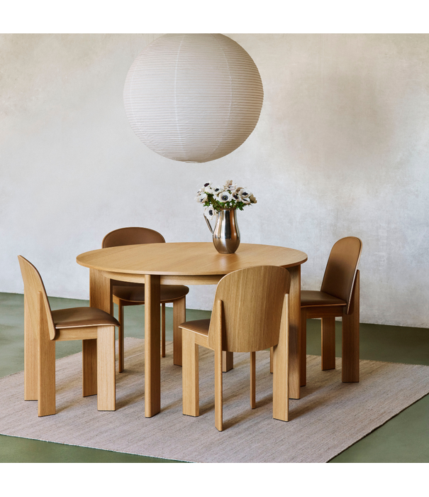 Hay  Chisel 25 Eettafel gelakt eiken