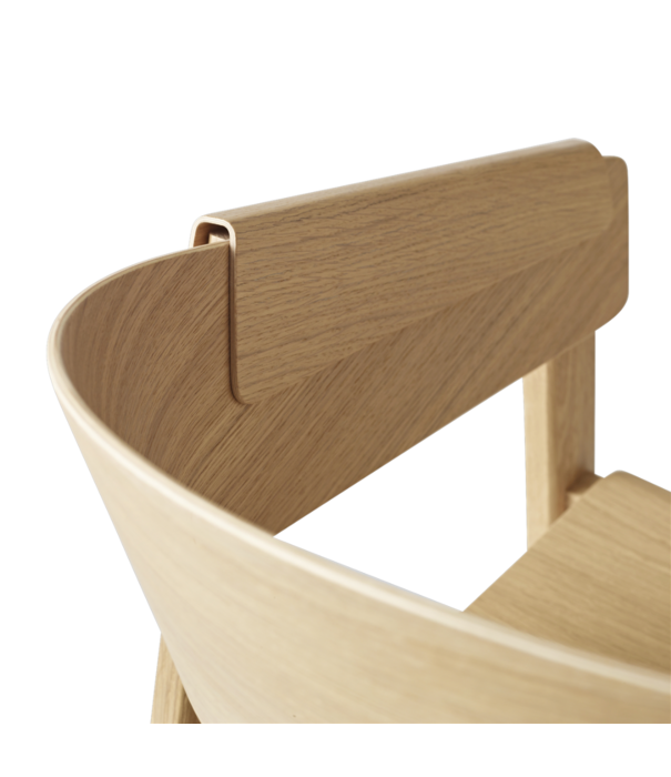 Muuto Cover Dining Chair with armrest oak