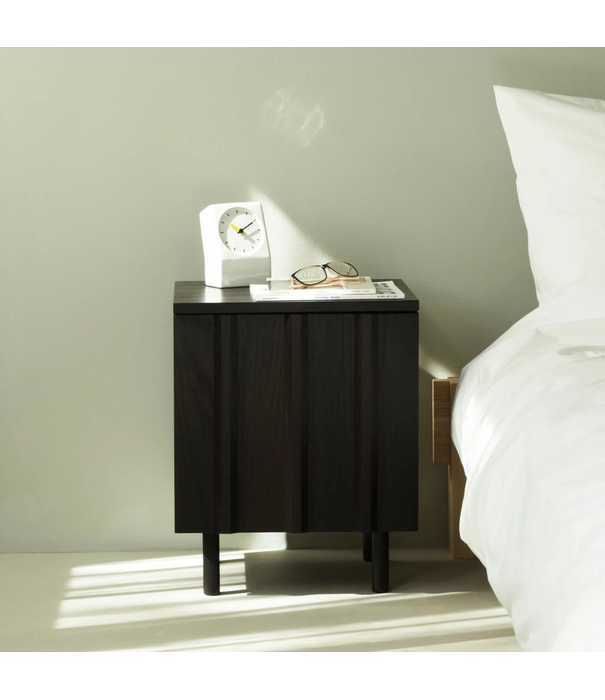Normann Copenhagen  Rib Nachtkastje zwart eiken
