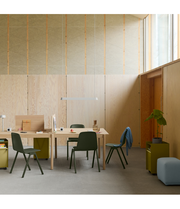 Muuto Brink Eetkamerstoel cantilever onderstel