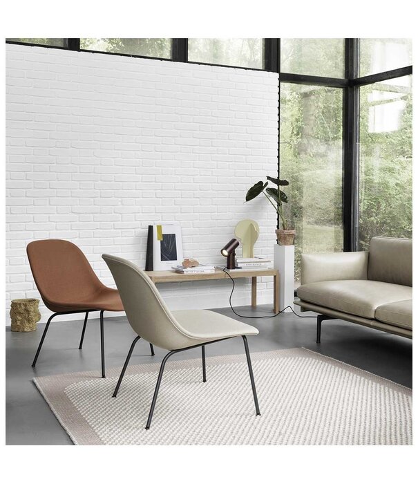 Muuto Fiber Soft Lounge Stoel gestoffeerd, tube poten