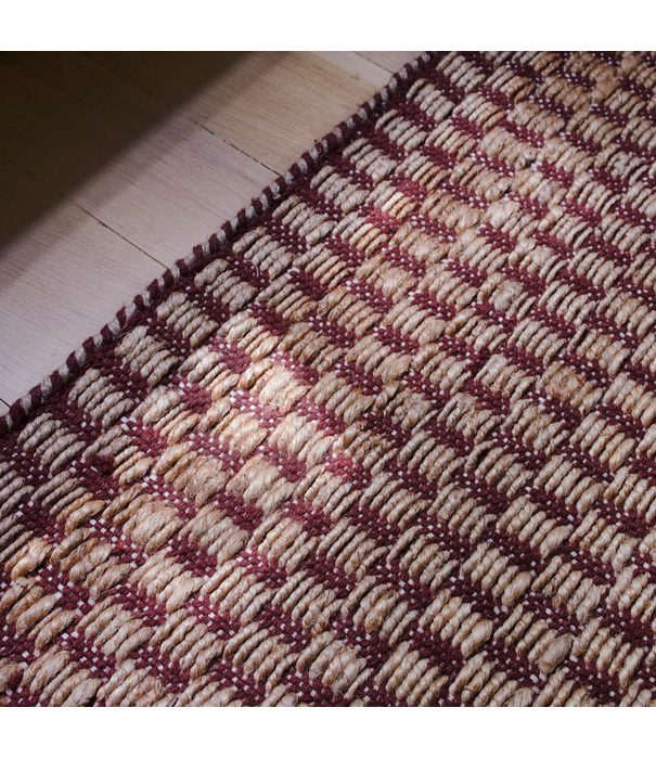 Layered  Barley  Jute Rug - Burgundy