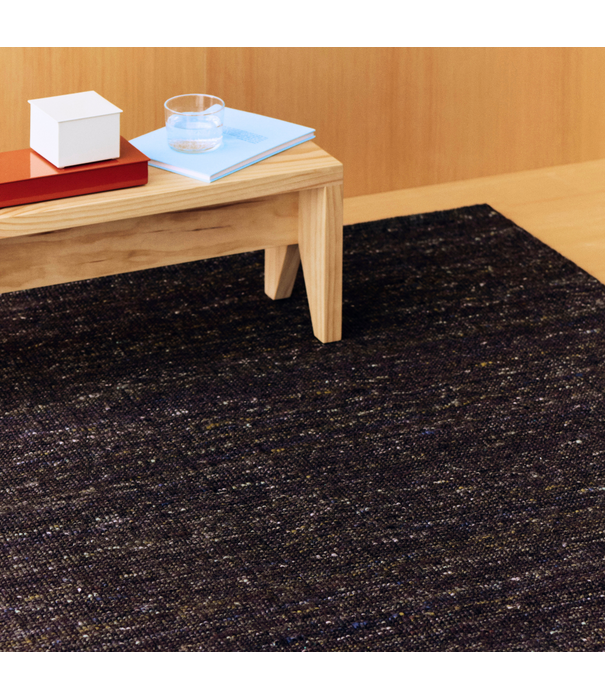 Hay  Crayon Rug plum