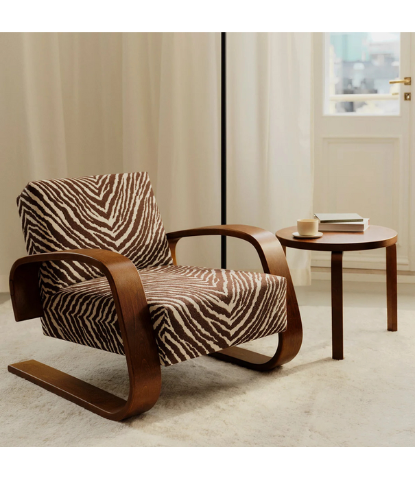 Artek  Aalto Armchair 400 Tank,  Zebra black / white