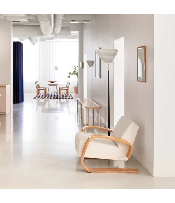 Artek  Aalto Armchair 400 Tank, birch, Hallingdal 100 ecru
