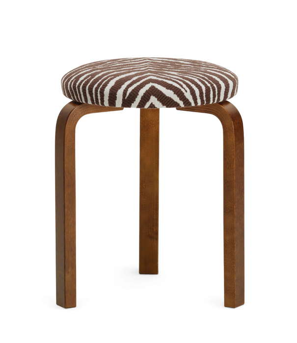 Artek  Stool 60 Kruk berken, walnoot gebeitst, Zebra bruin / off white