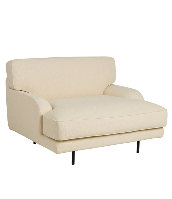 Gubi  Flaneur Lounge Stoel Gubi Boucle 01 cream, mat zwart poten