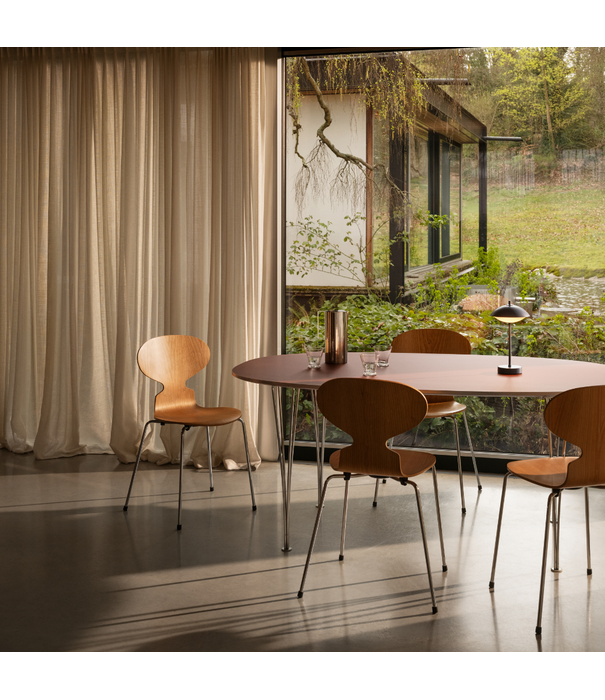 Fritz Hansen Superellipse B616 Tafel rusty red laminaat 170cm