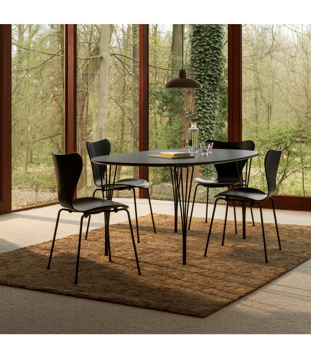 Fritz Hansen Superellipse B616 Table rusty red laminate 170cm
