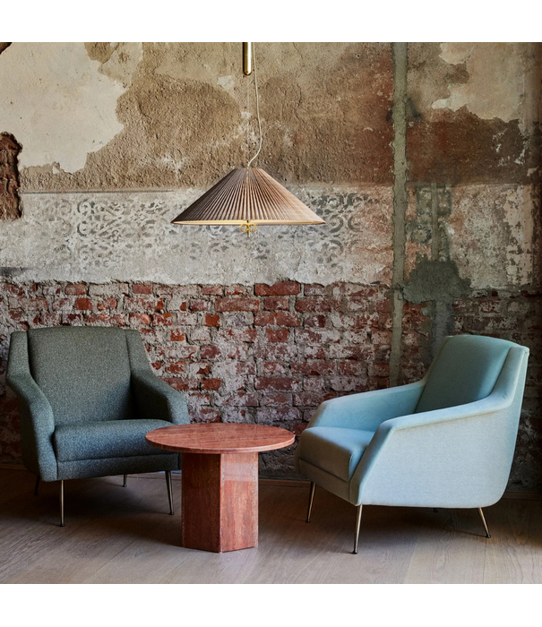 Gubi  CDC.1 Lounge Stoel Gubi Boucle 05 bruin, zwart poten
