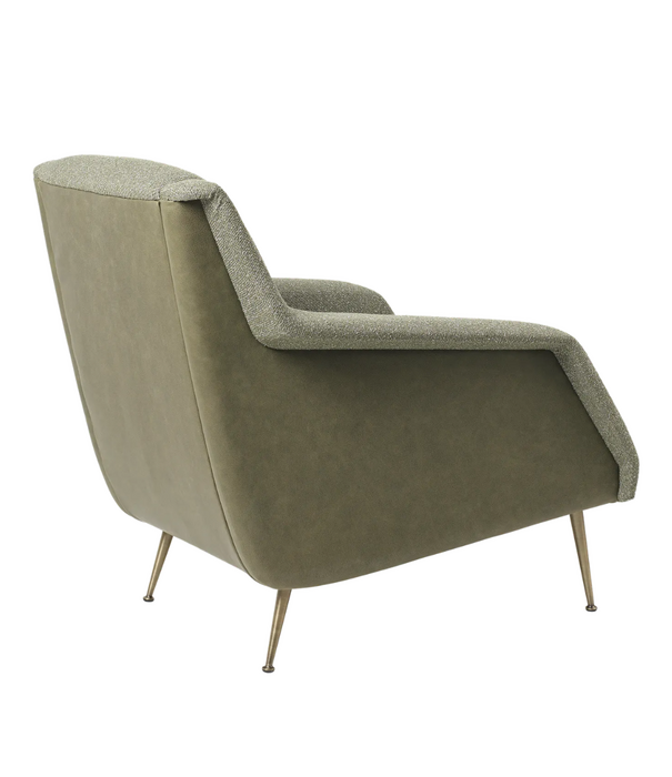 Gubi  CDC.1  Lounge Chair Gubi Boucle 05 brown, black base