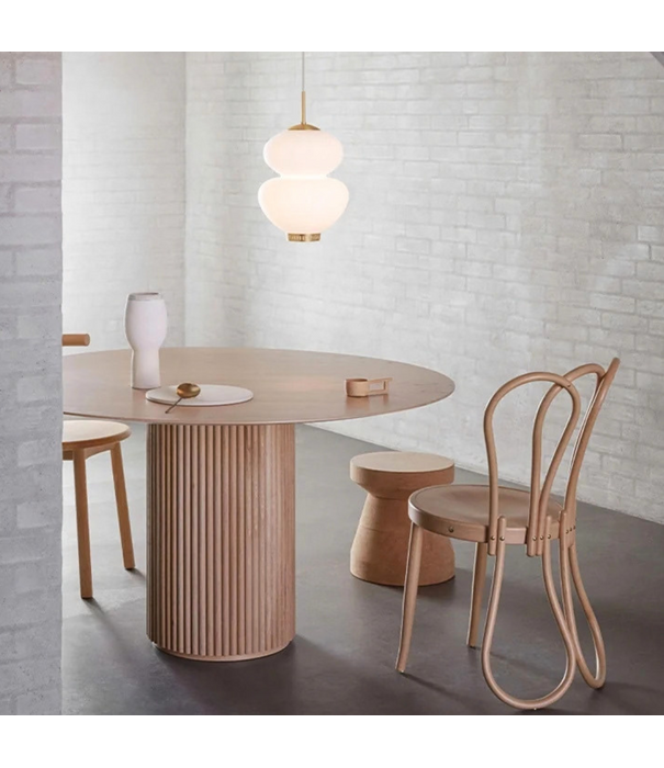 Lyfa  Peanut Hanglamp opaal glas, messing