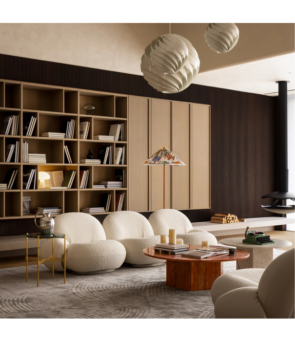 Gubi  Pacha Lounge Stoel Dora Boucle, pearl gold fixed voet