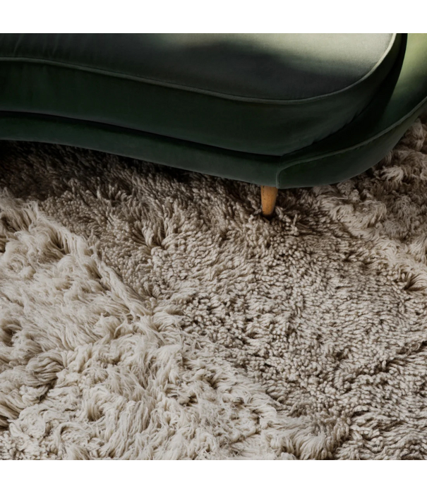 Layered  Shaggy Stripe Rug oatmeal