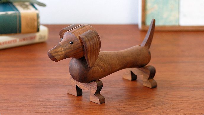 Kay Bojesen Dog walnut - NORDIC NEW 期間限定販売送料無料 KAY BOJESEN, VINTAGE【車, 4人家族】 置物