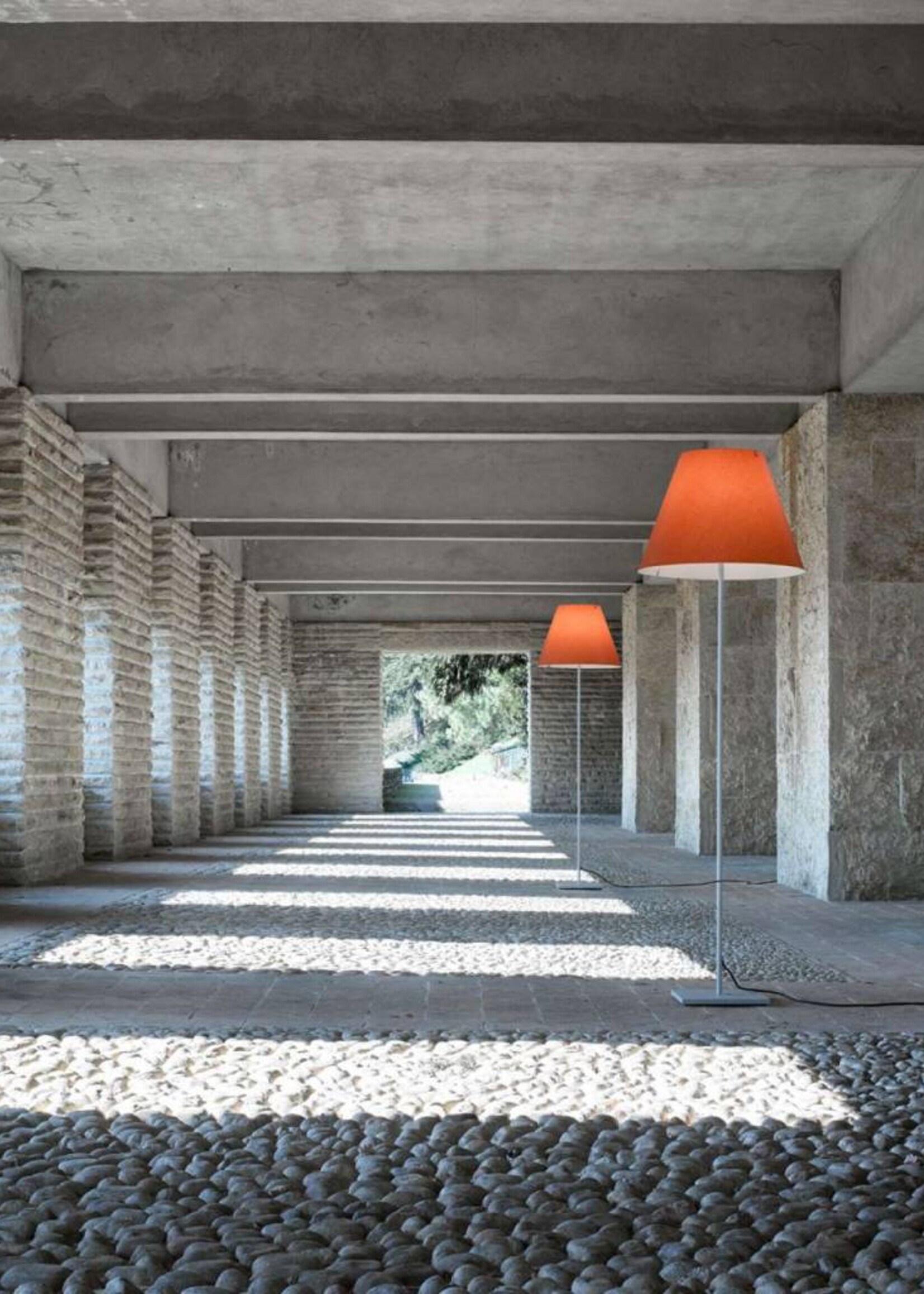 Luceplan Grande Costanza Open Air roest vloerlamp