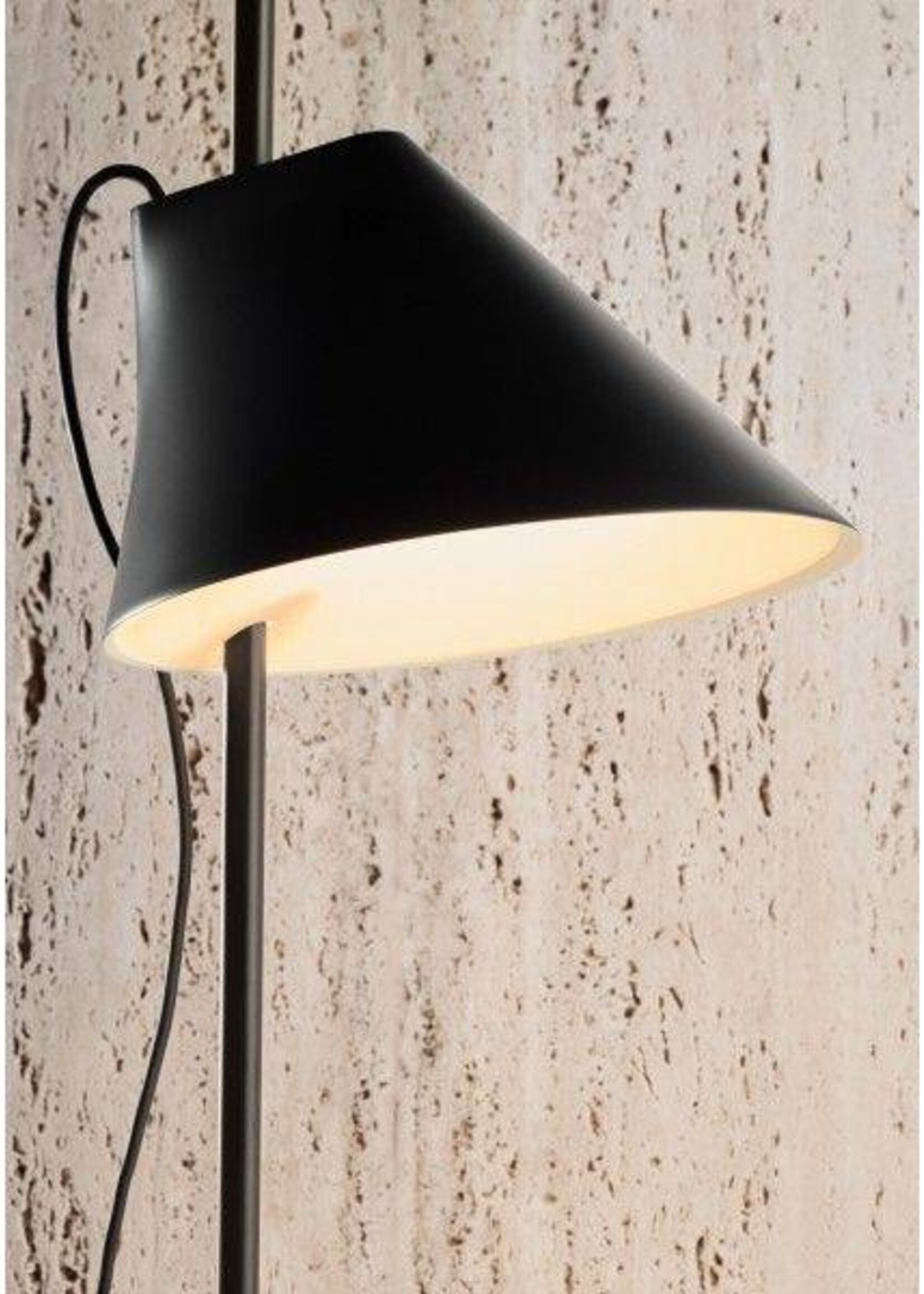 Louis Poulsen Yuh wandlamp