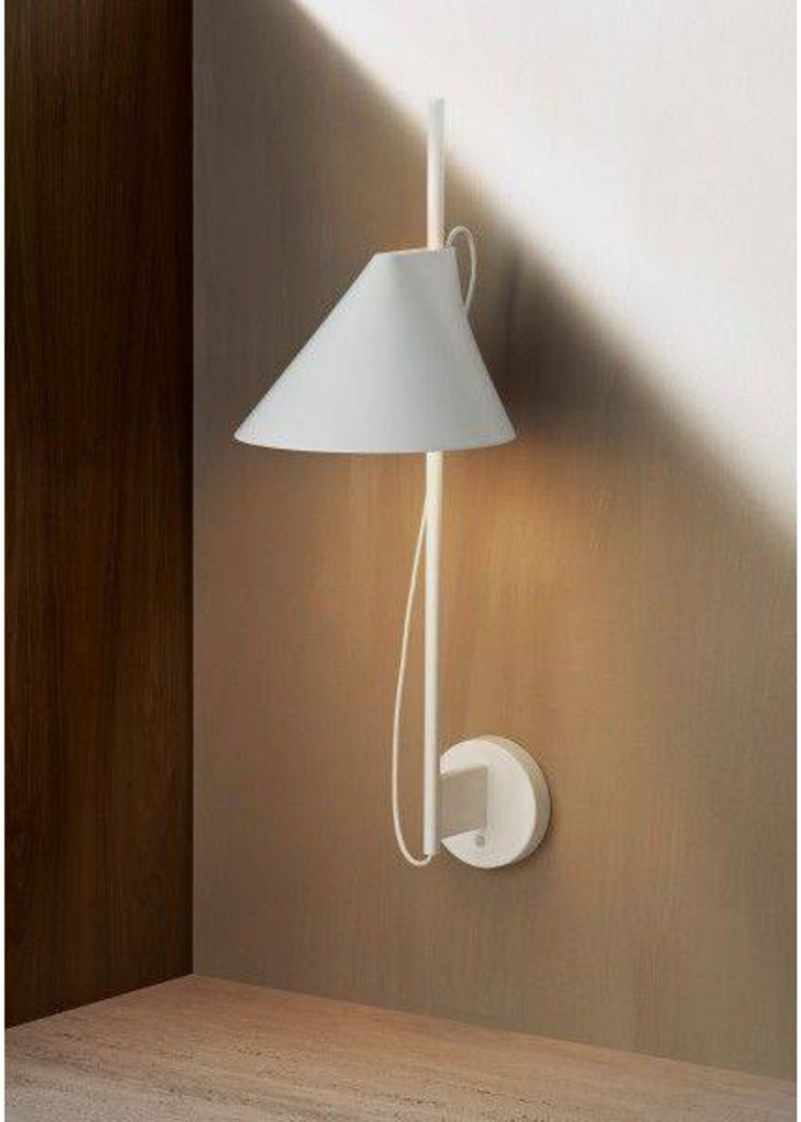 Louis Poulsen Yuh wandlamp