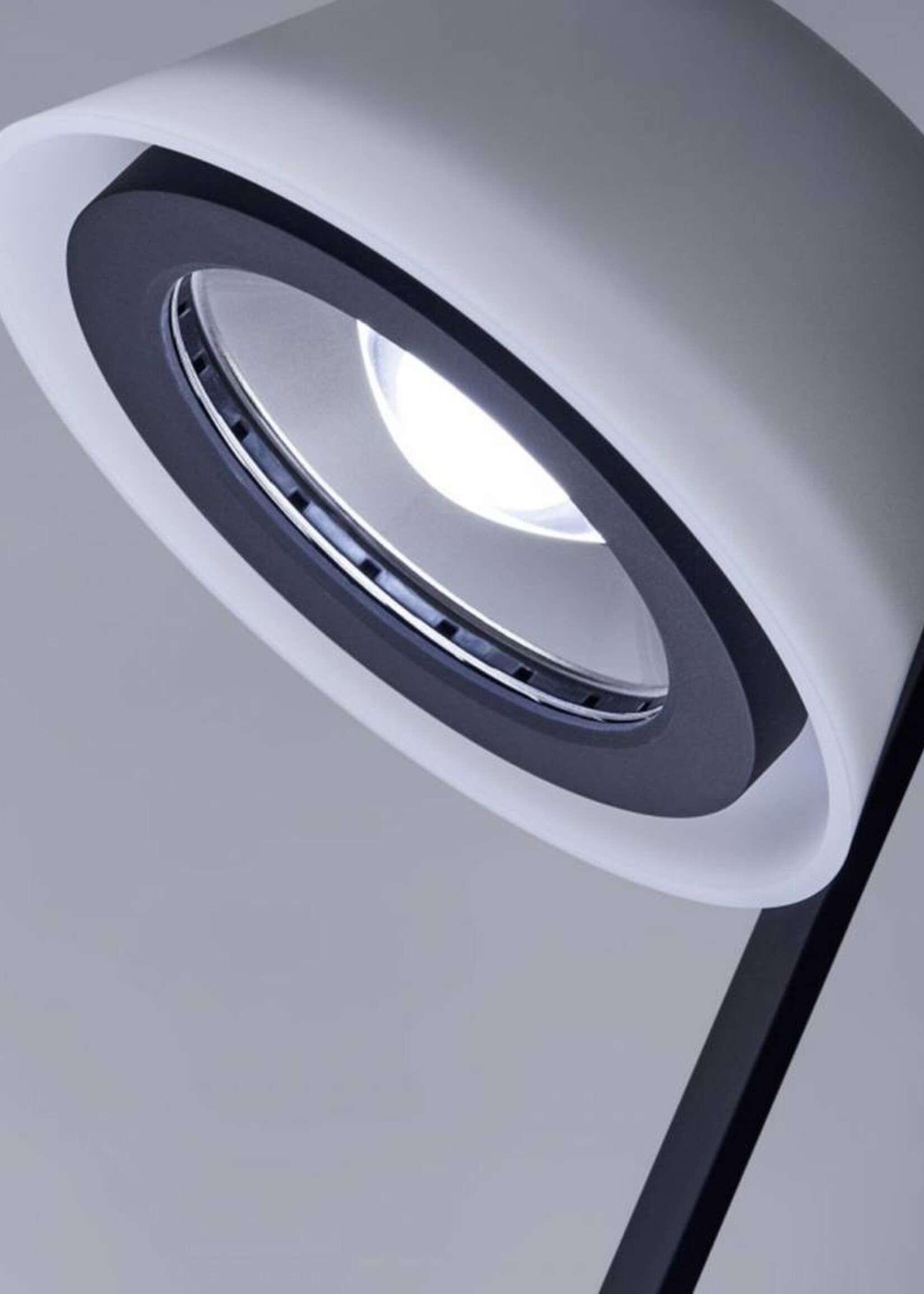 Occhio Lei lettura vloerlamp. Chroom