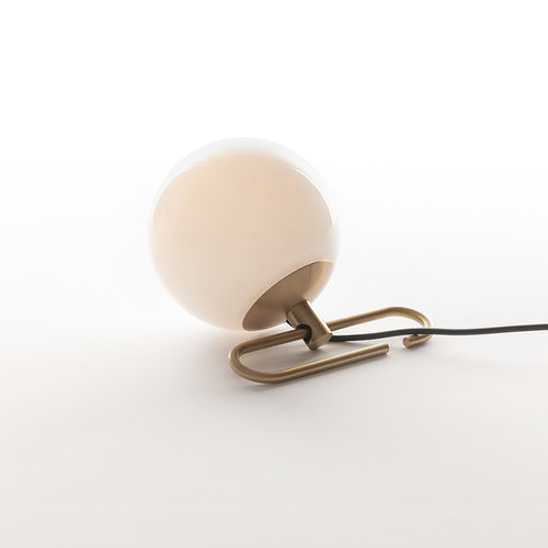 Artemide nh1217 tafellamp