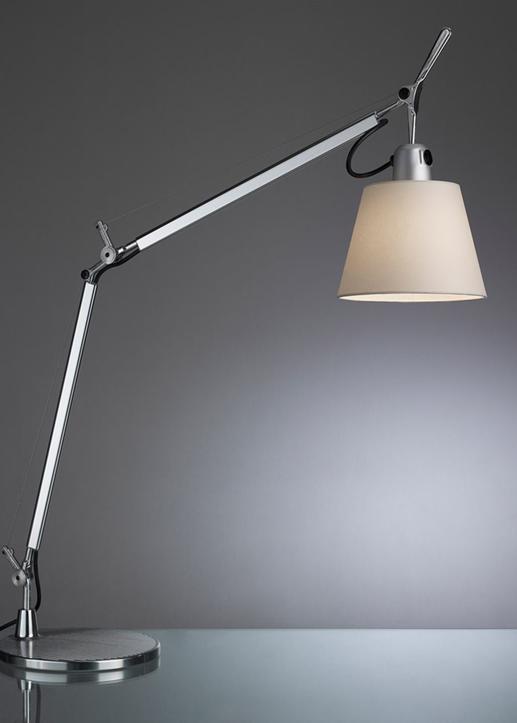 Artemide Tolomeo Basculante tafellamp