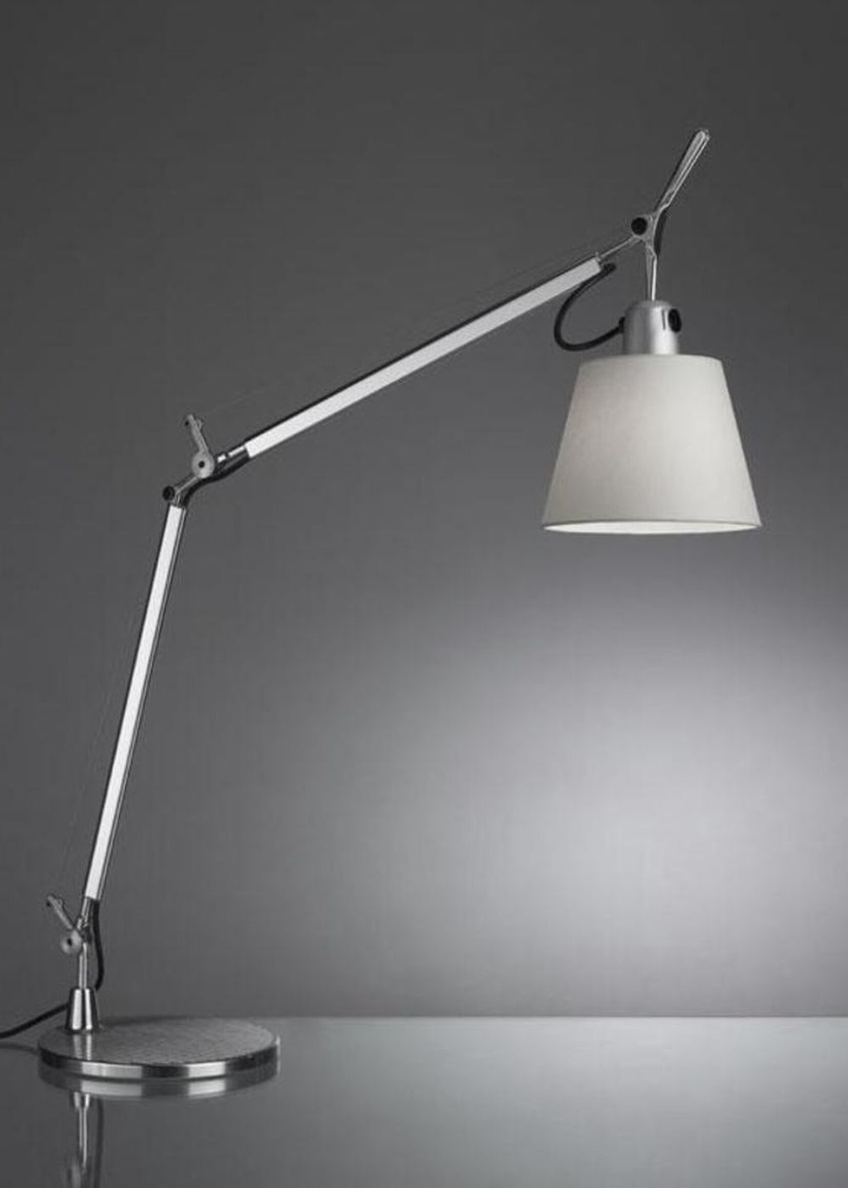 Artemide Tolomeo Basculante tafellamp