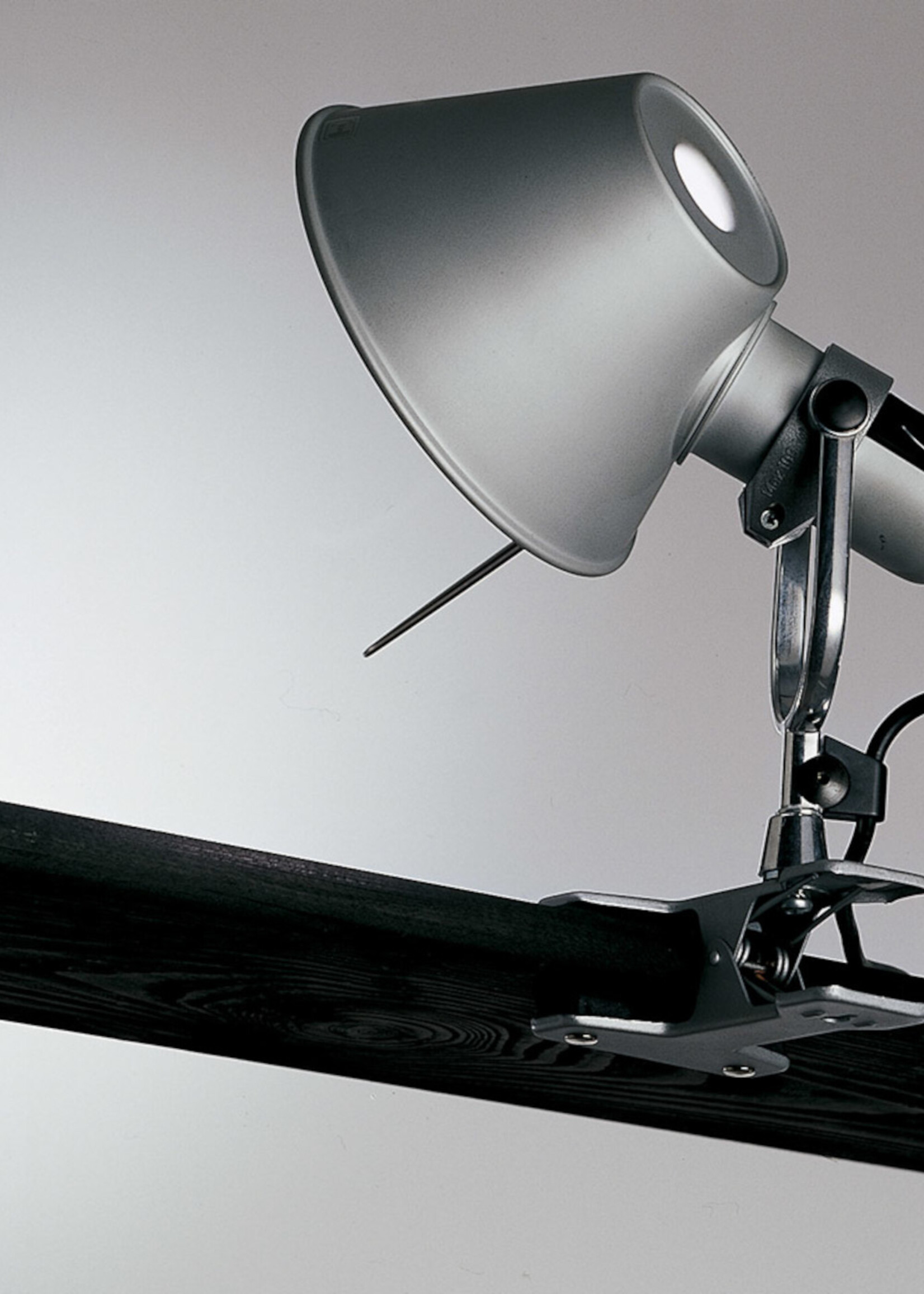 Artemide Tolomeo Pinza led wandlamp