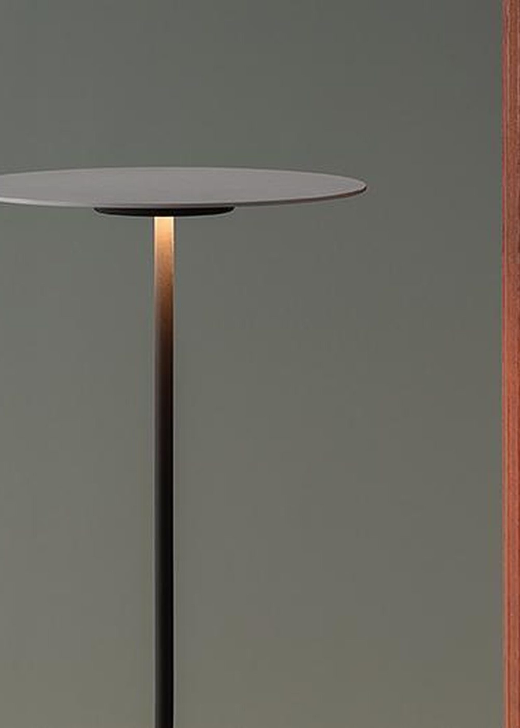 Vibia Flat 5957 vloerlamp