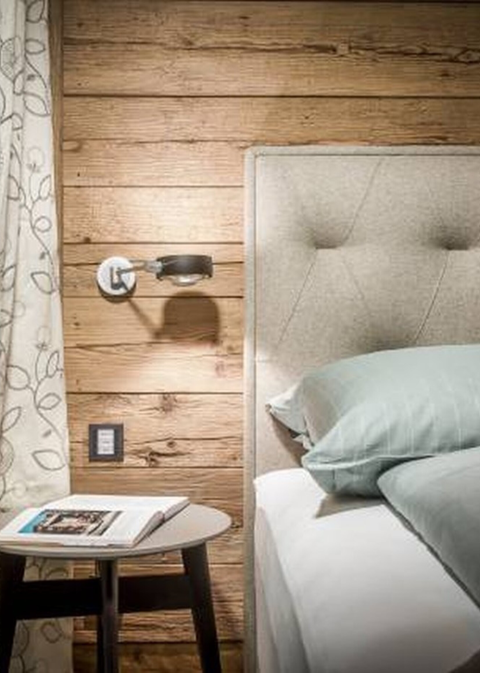 Occhio Sento letto. Rose goud