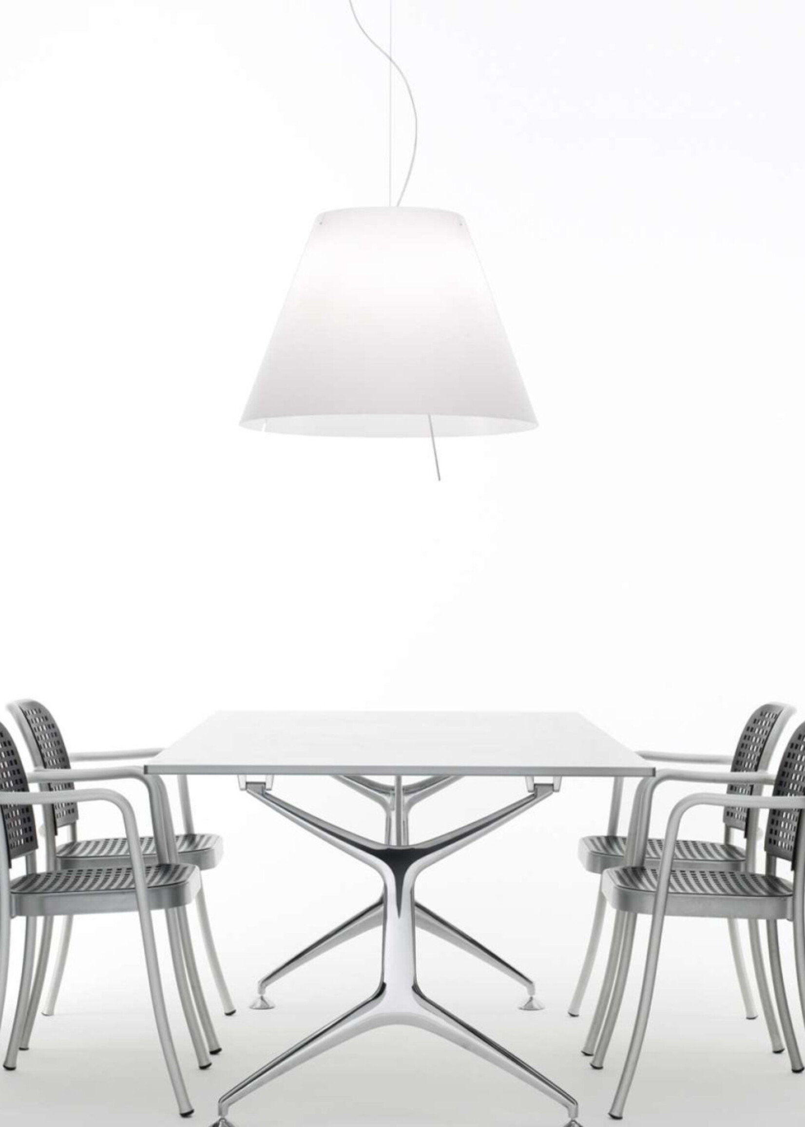Luceplan Costanza Grande hanglamp on/off