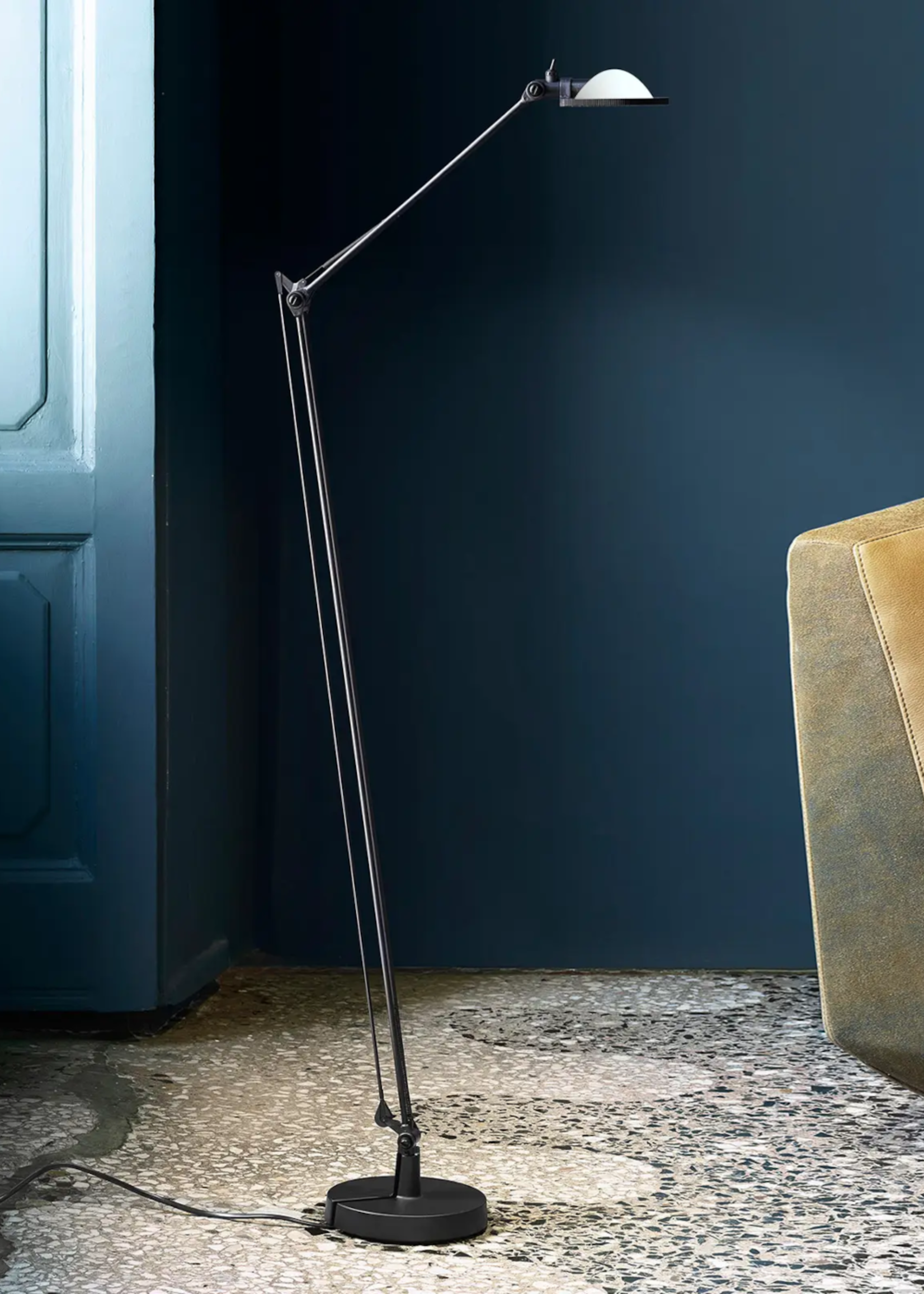 Luceplan Berenice vloerlamp. Zwart
