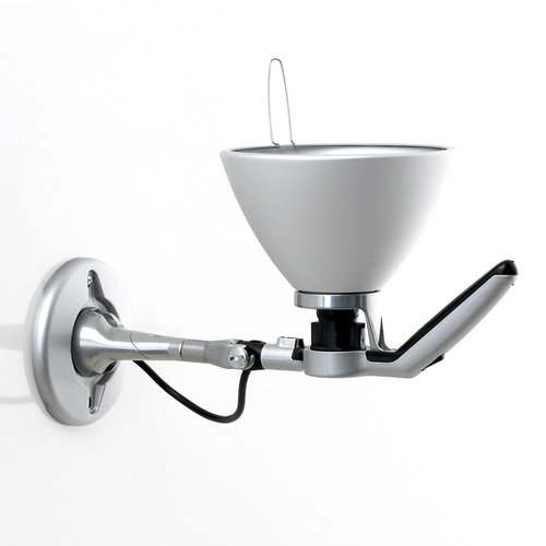 Luceplan Fortebraccio wandlamp. Kap  Ø 16