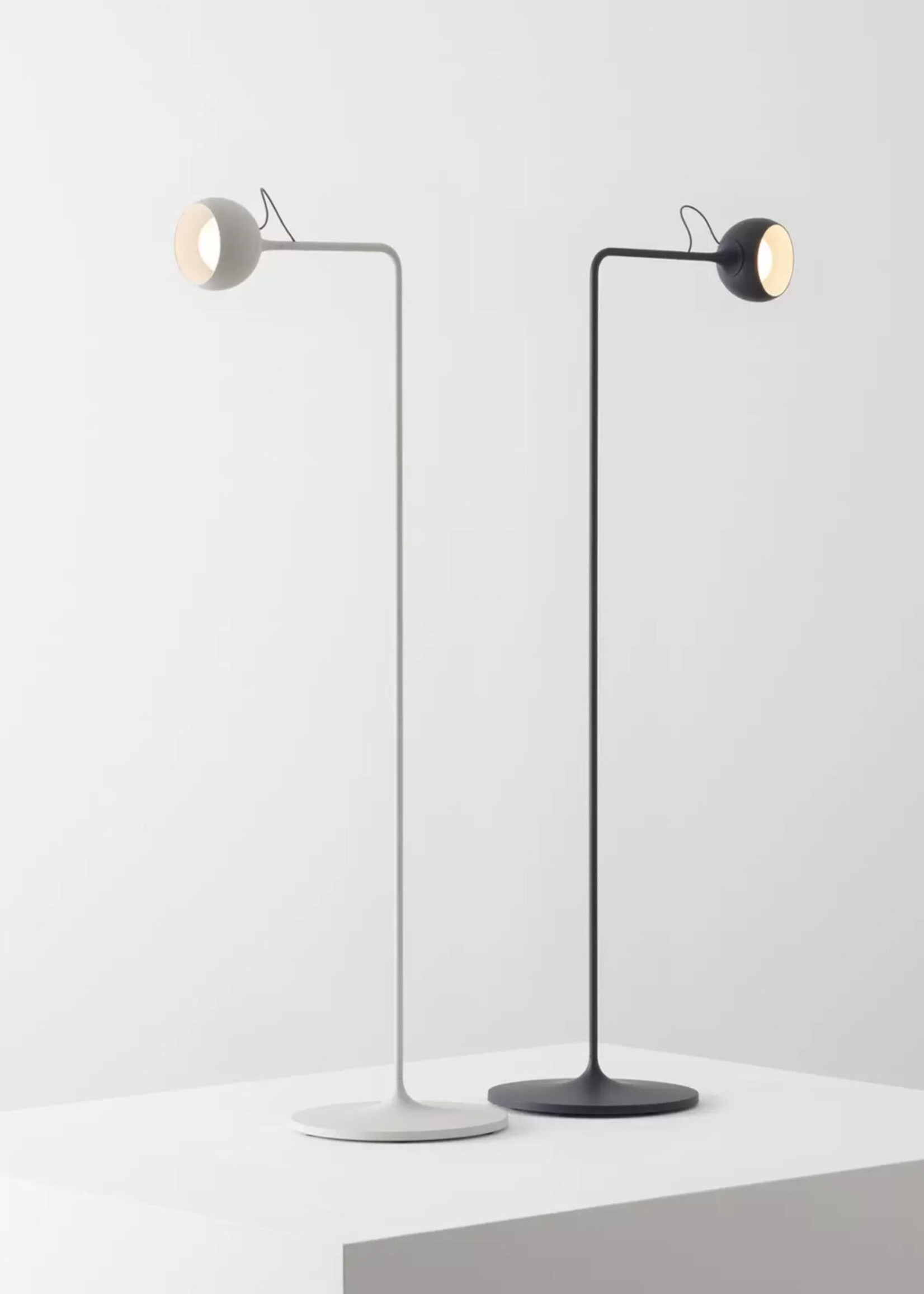 Artemide Ixa reading floor vloerlamp
