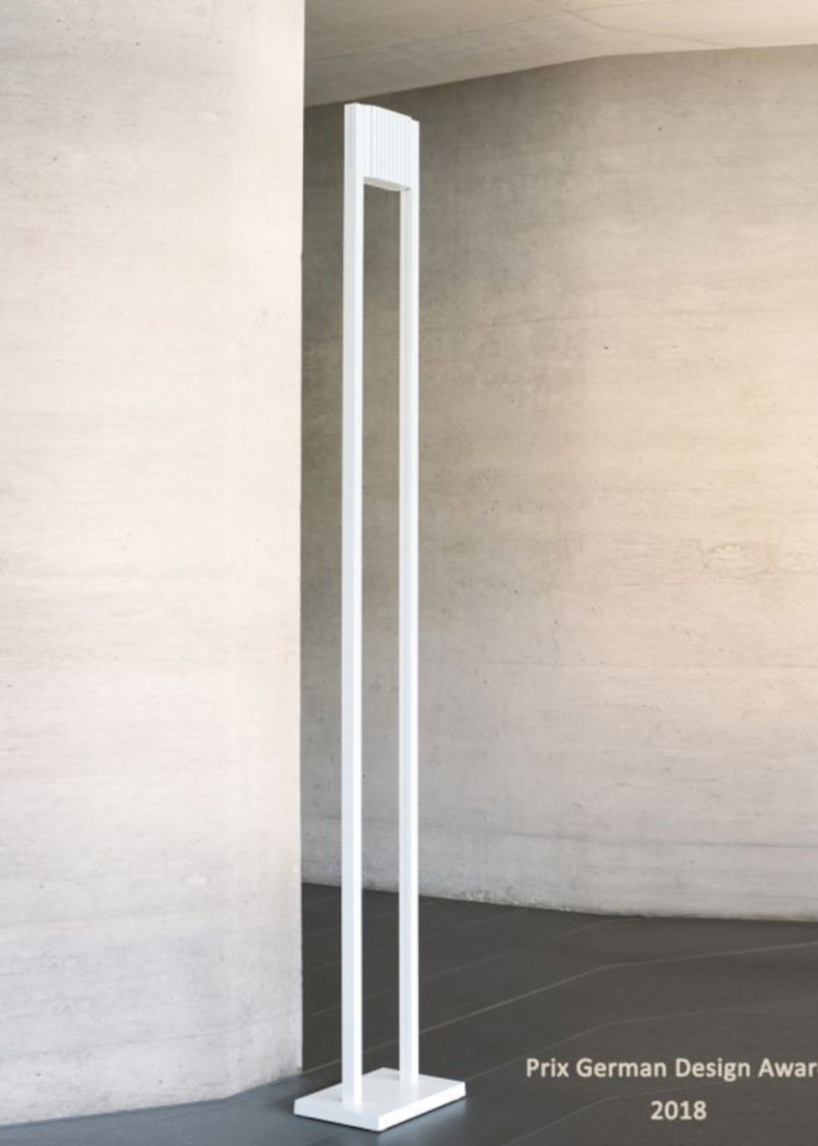 Steve Lechot Uniuc vloerlamp Showroom opruiming