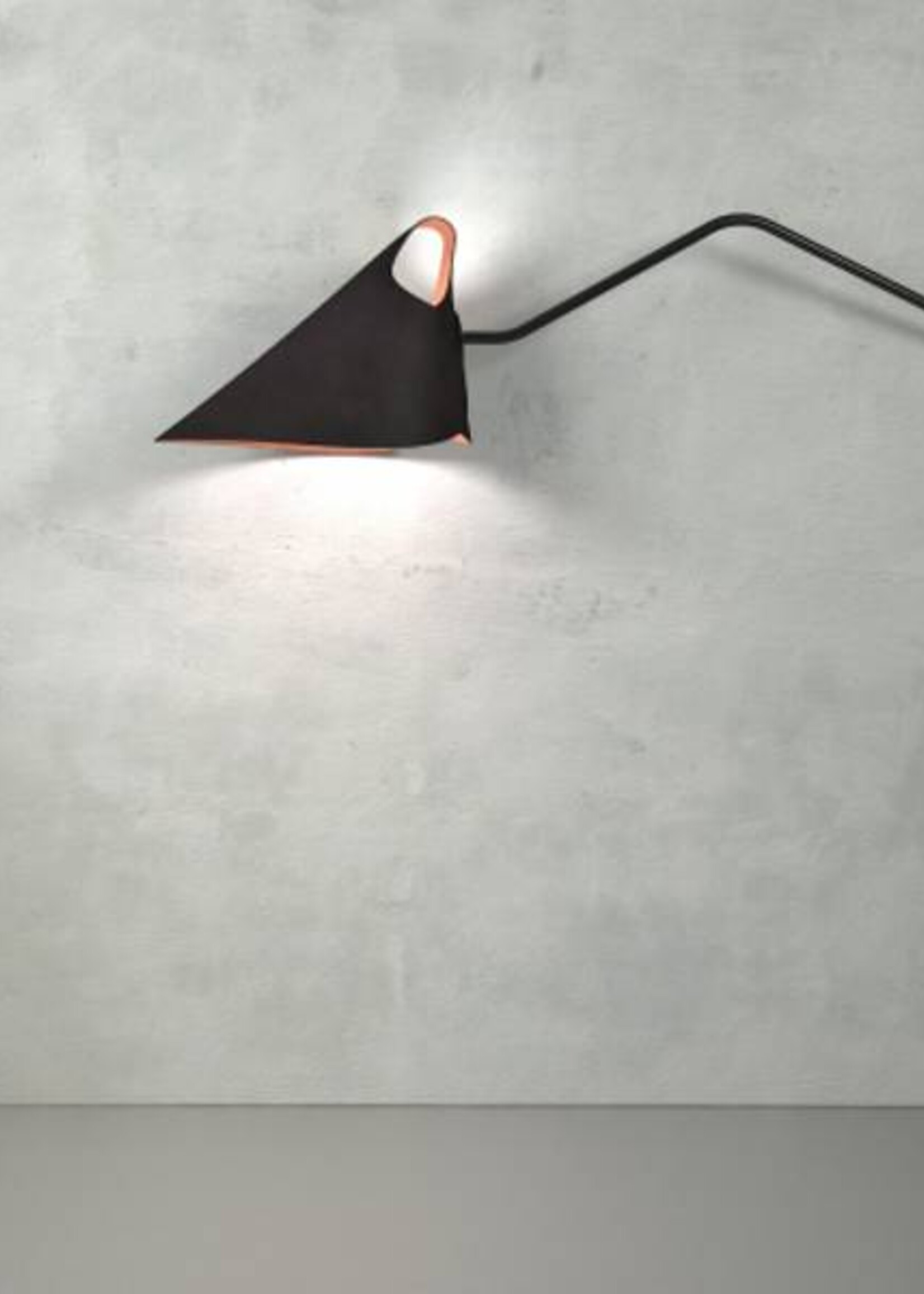 Jacco Maris Mrs.Q Coated Steel wandlamp