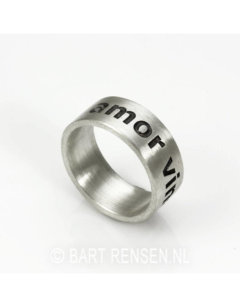 Amor vincit omnia Ring - echt zilver