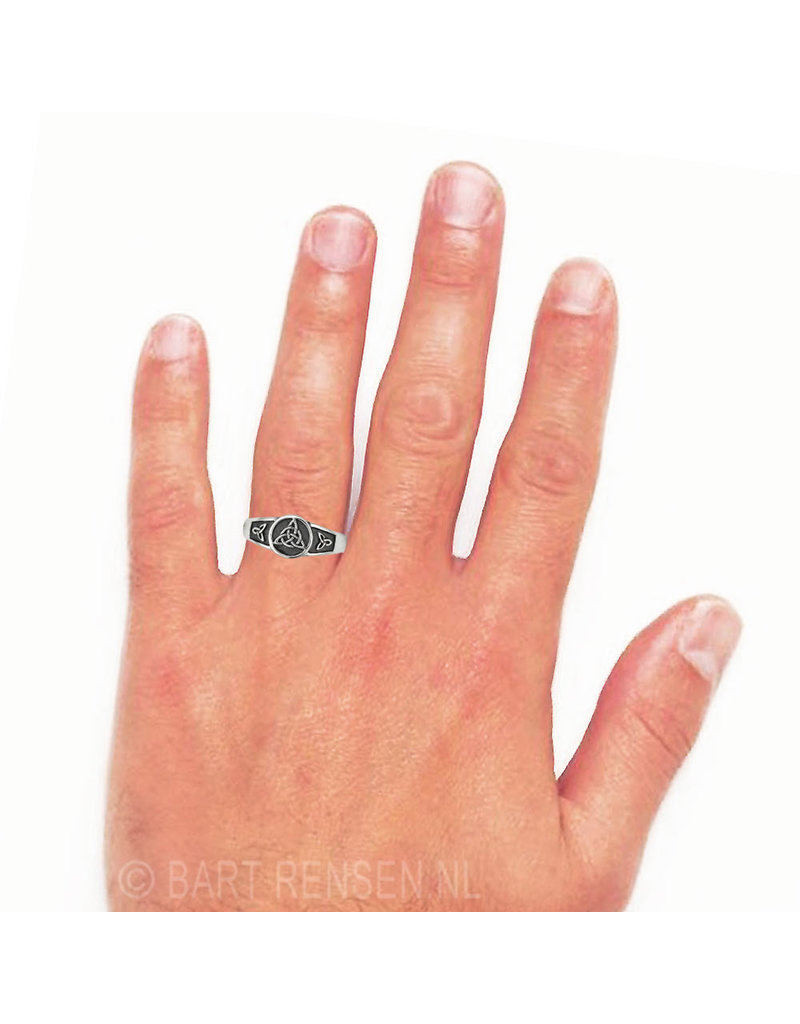 Triquetra  Ring  - echt zilver