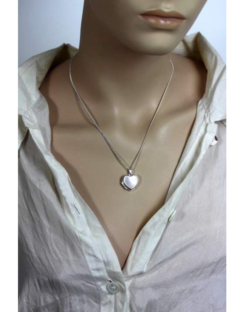 Medallion with mother-of-pearl - sterlingl silver