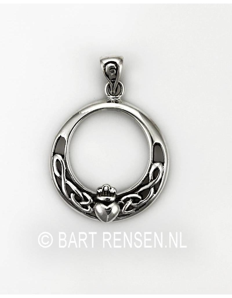 Claddagh pendant - sterling silver